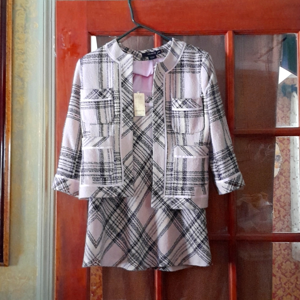 Arden B skirt suit